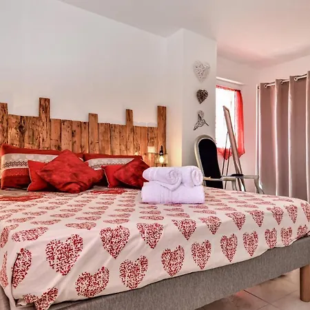 Hébergement de vacances Maison Confortable à Méjannes-le-clap