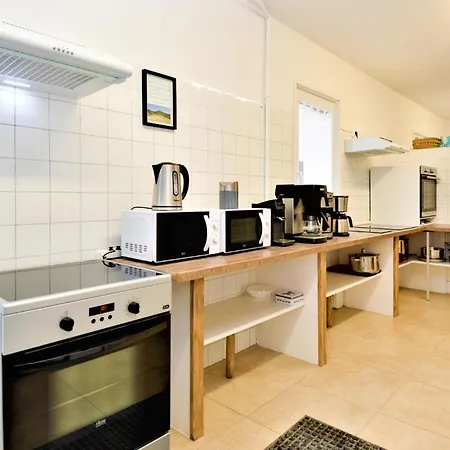 Awesome In With Kitchen * Méjannes-le-Clap